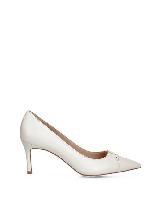 Twinset White Escarpins Pointus À Plaque Logo