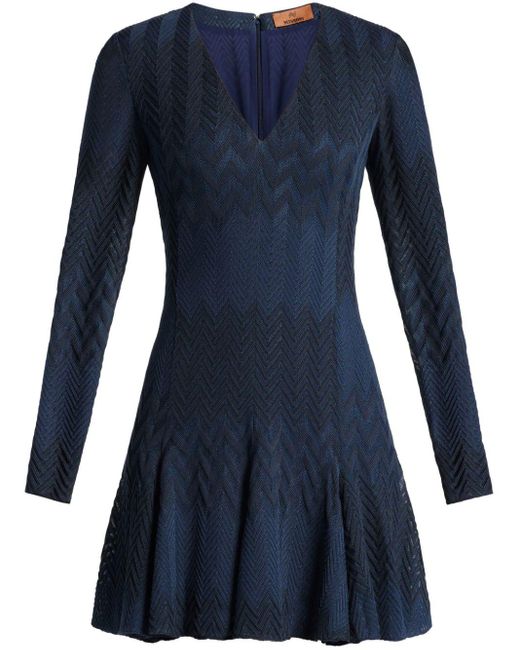 Robe courte en crochet à motif zig-zag Missoni en coloris Blue