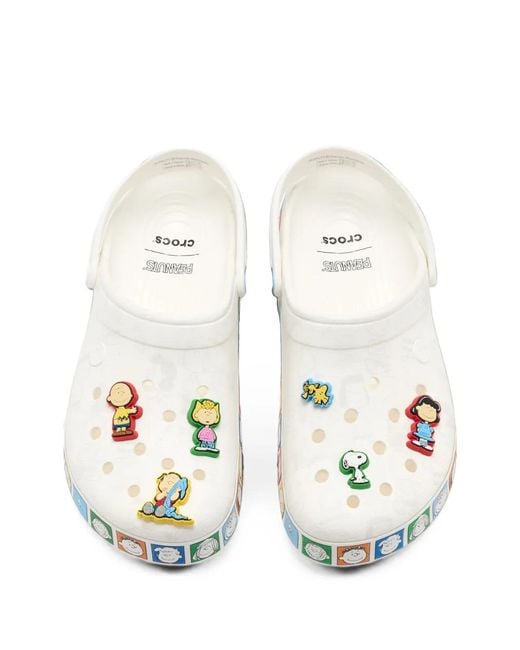 CROCSTM White Peanuts Crocband Clogs