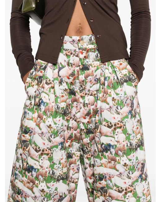Bless White Bundfaltenshorts mit Schweine-Print