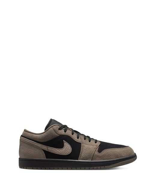 Nike White 1 Low Se Sneakers for men