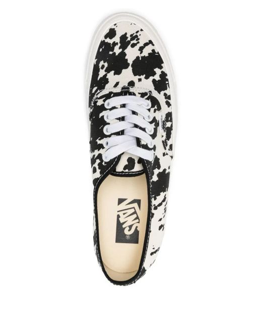 Baskets À Étiquette Logo Vans en coloris White