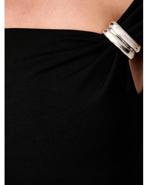 Guess Black Hardware-Detail Off-Shoulder T-Shirt