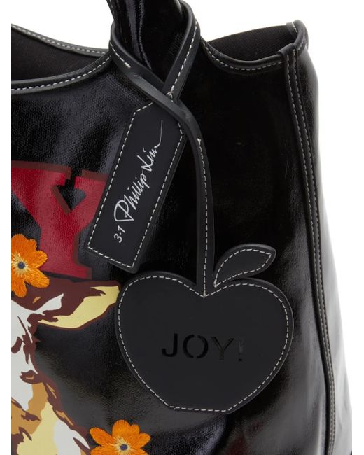 3.1 Phillip Lim Joy Is A Great Adventure Shopper in het Black