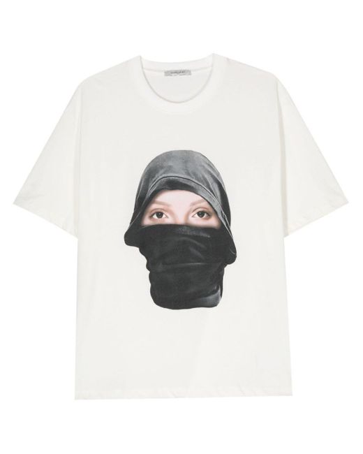 T-shirt con stampa di Ih Nom Uh Nit in White da Uomo