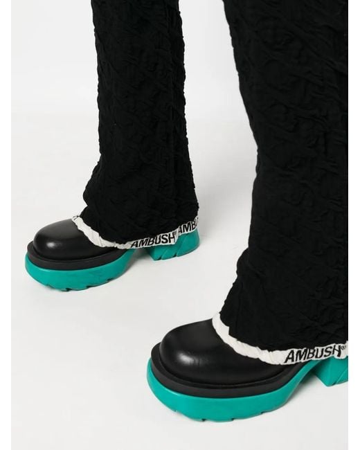 Ambush Flared Broek in het Black