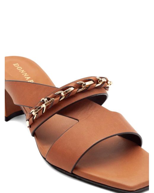DONNARì Brown Crossed Straps Chain Sandals