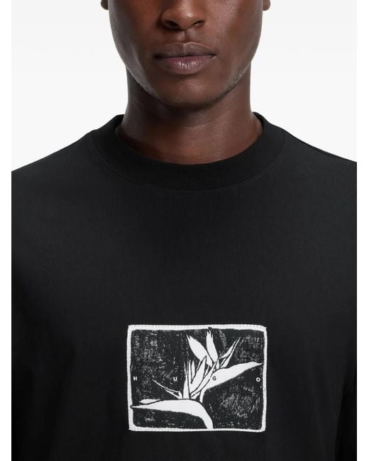 HUGO Black Graphic-Print T-Shirt for men