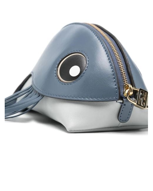 Bolso de mano con forma de pez Fendi de color Blue