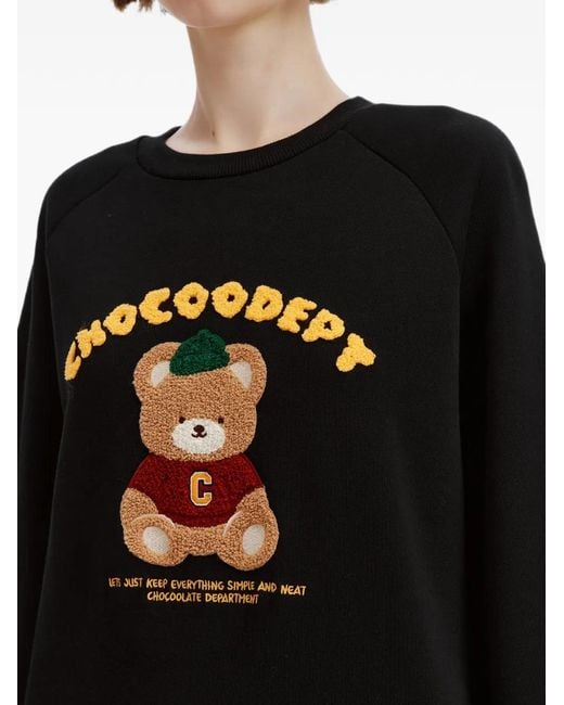 Chocoolate Black Bear-Patch Long-Sleeve Sweatshirt