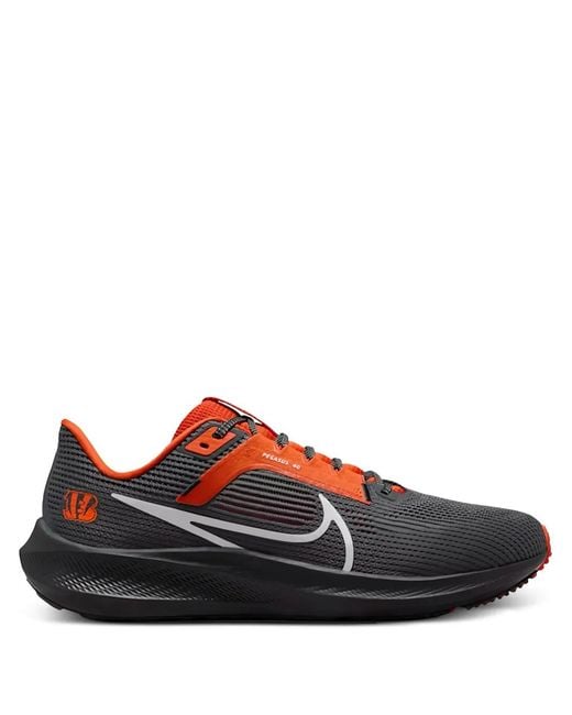 Nike Red Pegasus 40 Sneakers for men