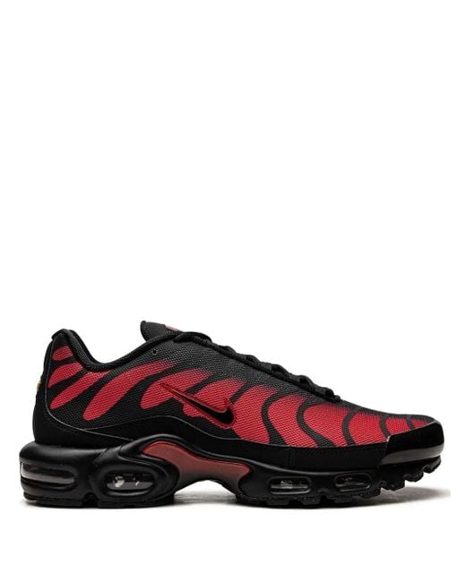 Nike Air Max Plus "Bred Reflective" Sneakers