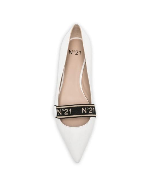 N°21 White Pointed-Toe Strap Flat Pumps
