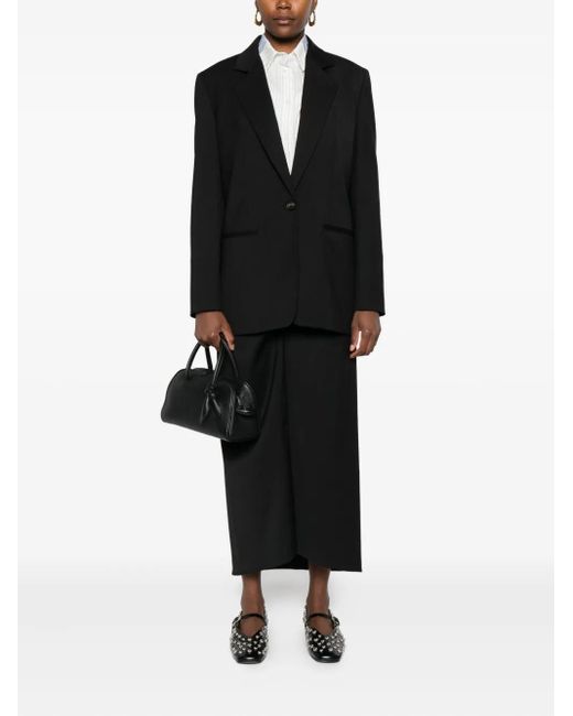 Tela Black Single-Breasted Notched-Lapel Blazer