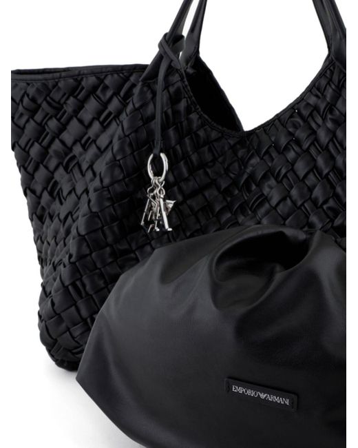 Maxi Shopper Intrecciata Effetto Nappa Con Charm Logo di Emporio Armani in Black