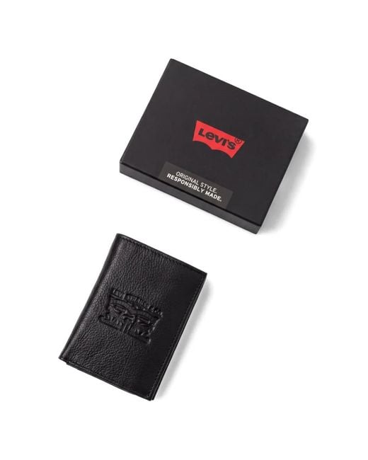 Levi's Black Embossed Wallet for men