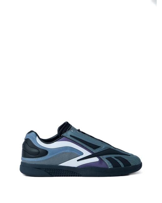 Reebok Blue Mesh Overlays Trainers for men