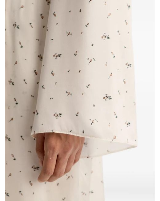 12 STOREEZ White Floral-Print Silk Robe