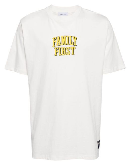 メンズ FAMILY FIRST Mickey Mouse Tシャツ White