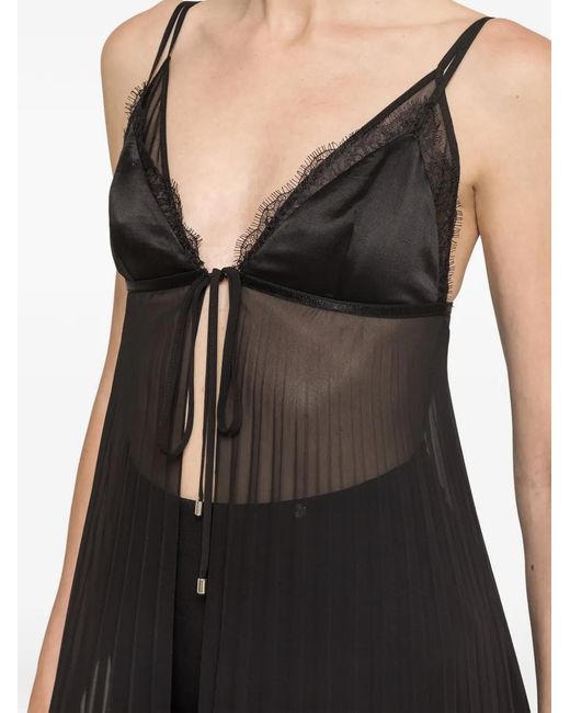 Nissa Black Pleated Long Top