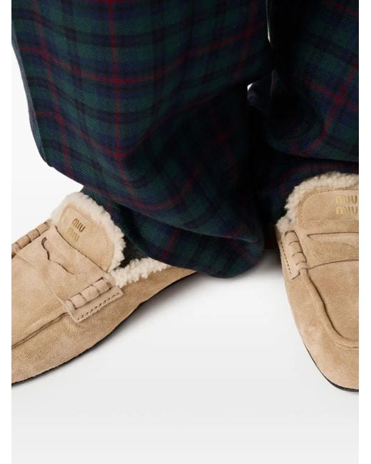 Miu Miu Natural Loafer aus Wildleder