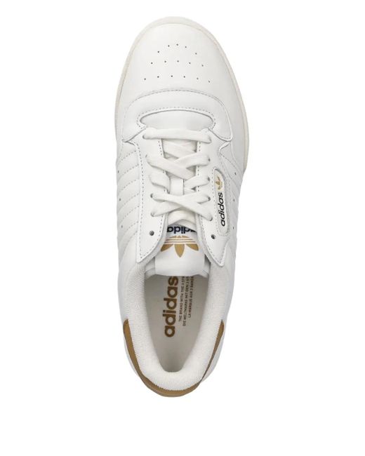Sneakers Yeezy Powerphase di Adidas in White