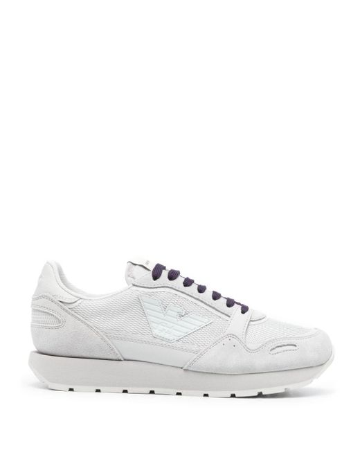 Sneakers con inserti a contrasto di Emporio Armani in White