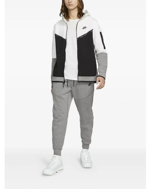 Pantaloni Sportivi Tech di Nike in Gray da Uomo