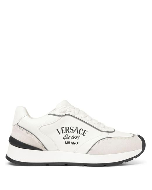 Baskets à logo brodé Versace en coloris White