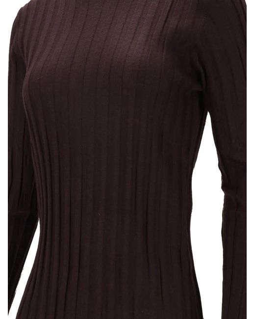 LA ROSE Black Ribbed Round-Neck Top