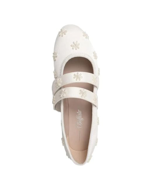 Ballerine Stringate di Buffalo in White