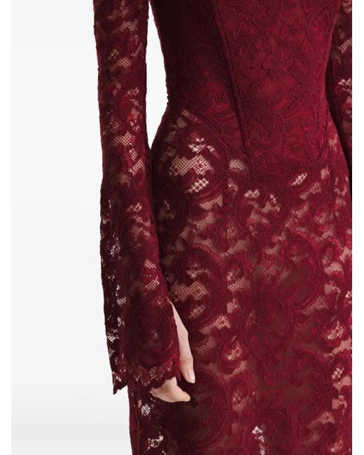 Robe Longue En Dentelle À Épaules Dénudées 2310 STUDIO en coloris Red