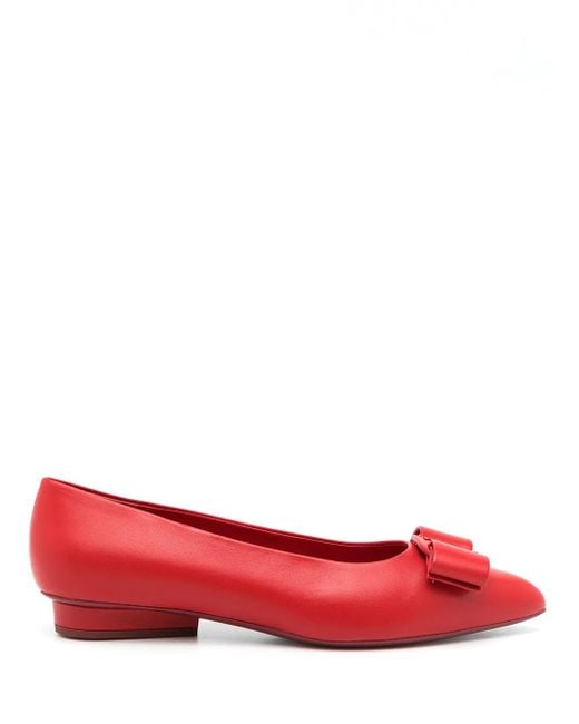 Ferragamo Viva フラットパンプス Red
