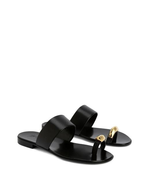 Giuseppe Zanotti Black Norbert Leather Toe-Loop Sandals for men
