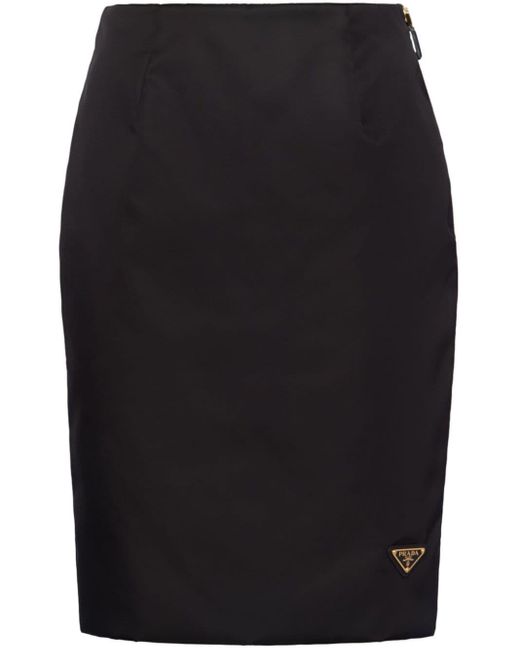Minijupe à plaque logo Prada en coloris Black