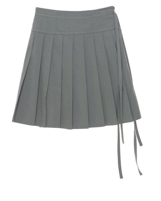 Low Classic Gray Pleated Skirt
