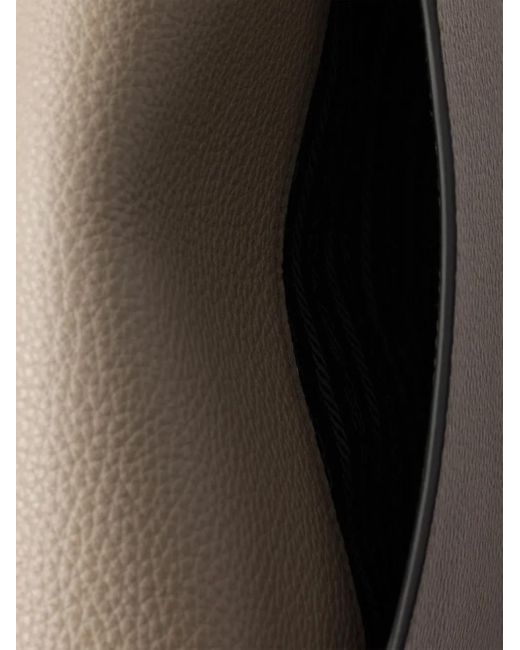 Prada レザーショルダーバッグ Brown