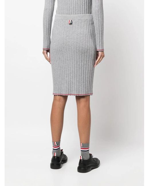 Thom Browne Kasjmier Rok in het Gray