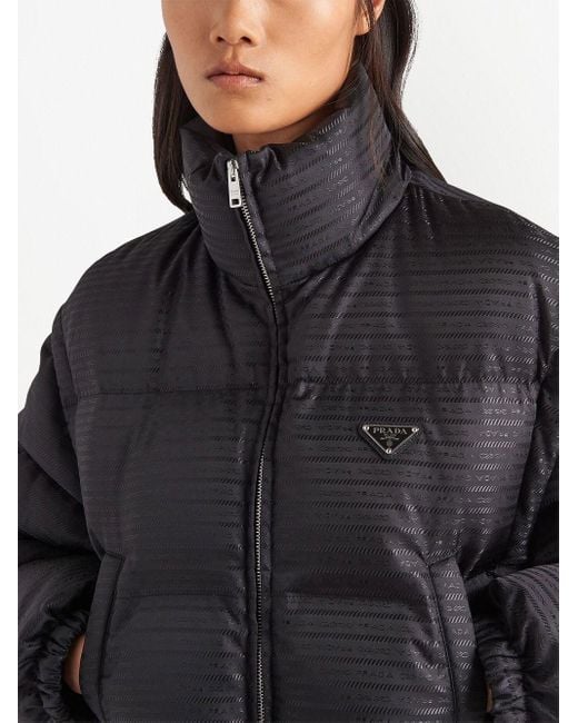 Prada Detachable-sleeve Cropped Puffer Jacket in Black | Lyst