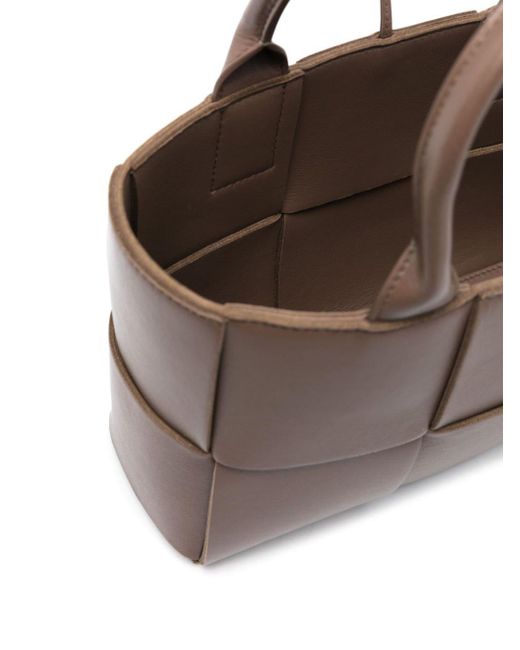 Mini sac cabas Arco Bottega Veneta en coloris Brown