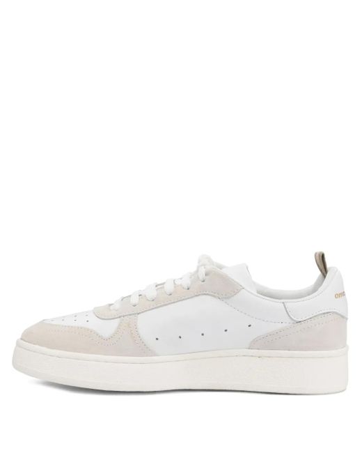 Sneakers Traforate di Officine Creative in White