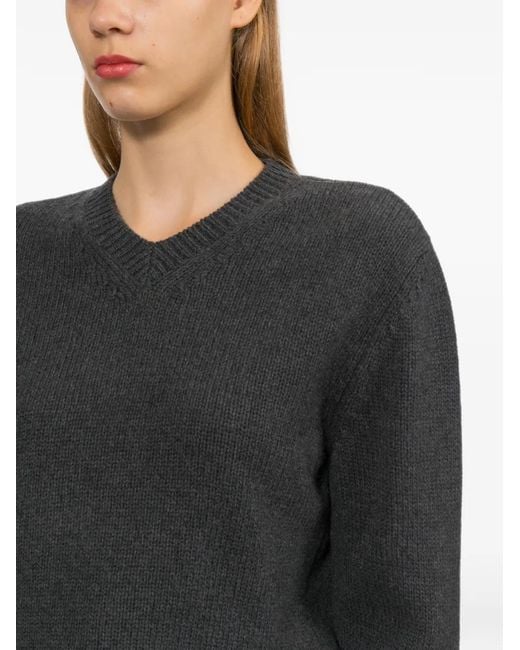 Pull Côtelé À Col V A.P.C. en coloris Black