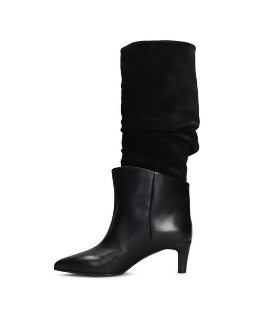strategia shoes Black Pointed-Toe Slouchy Boots