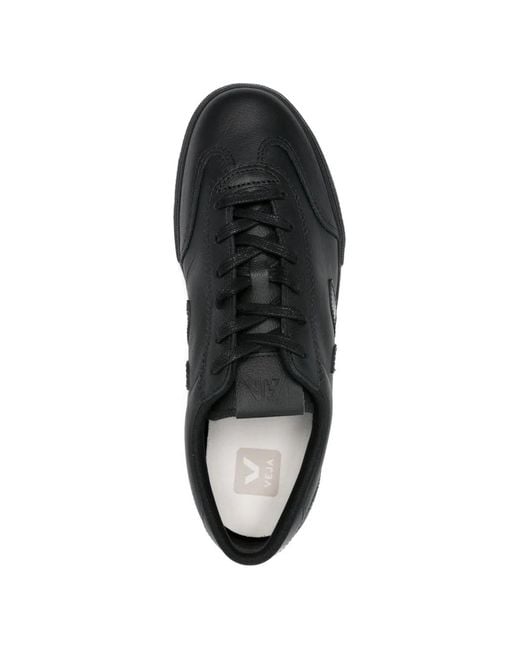 Veja Black Volley Signature