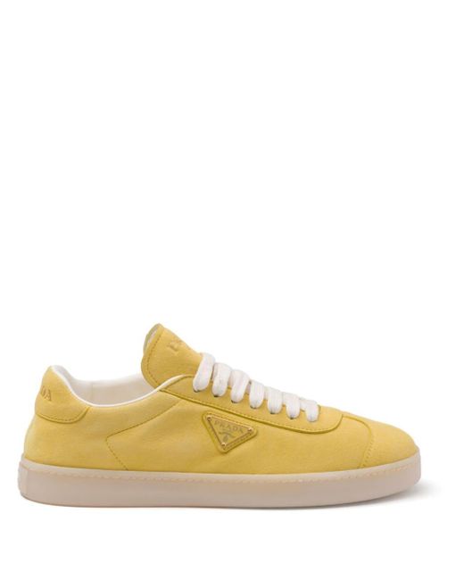Prada Yellow Wildleder-Sneakers mit Triangel-Logo