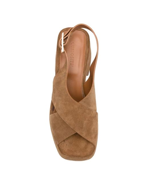 CURIOSITÉ Brown Crossover-Strap Platform Sandals