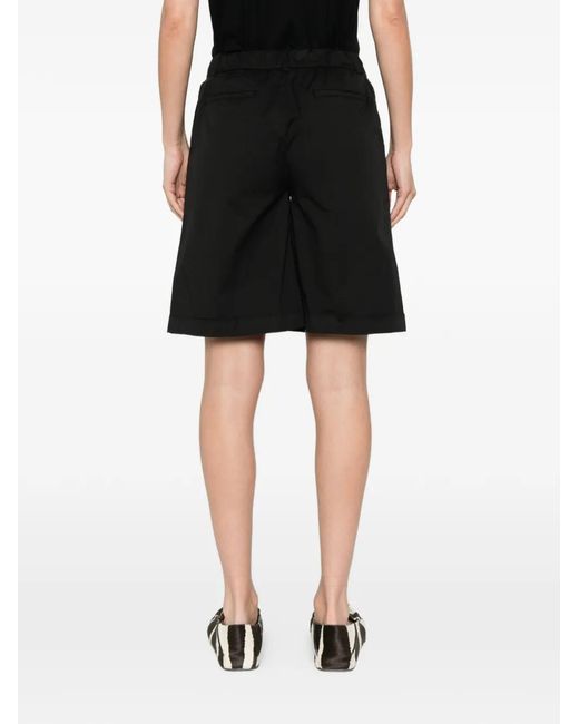 Via Masini 80 Black Turn-Up Shorts