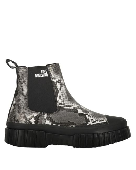 Love Moschino パイソンパターン ブーツ Black