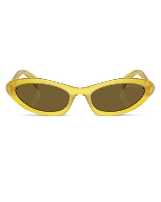 Occhiali da sole ovali con placca logo di Miu Miu in Yellow