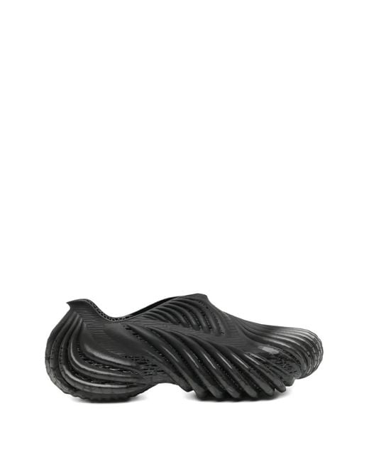 ALIVEFORM Black Armis Low Sneakers for men